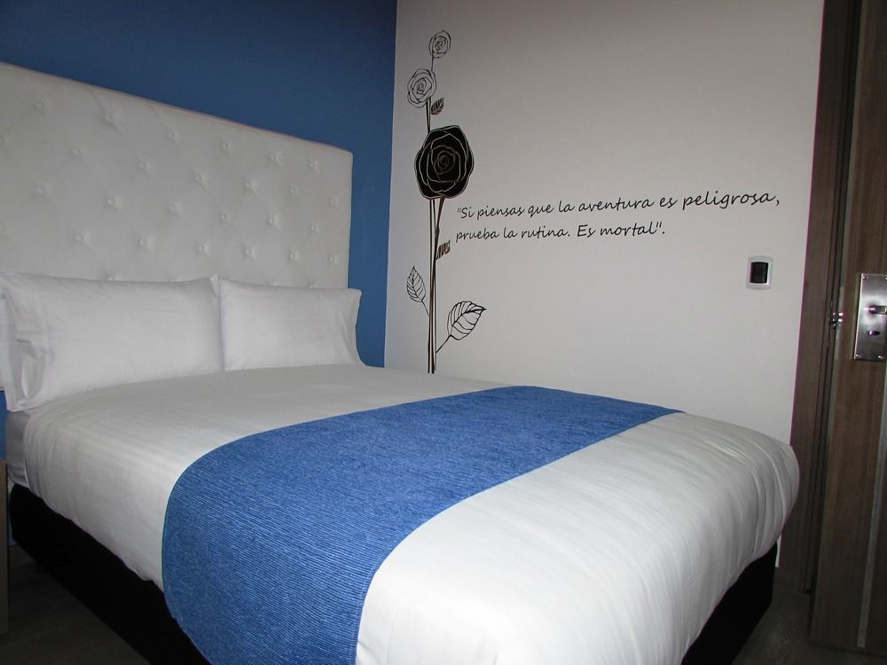 Aw Hotel Plaza Miranda Bogotá Eksteriør billede