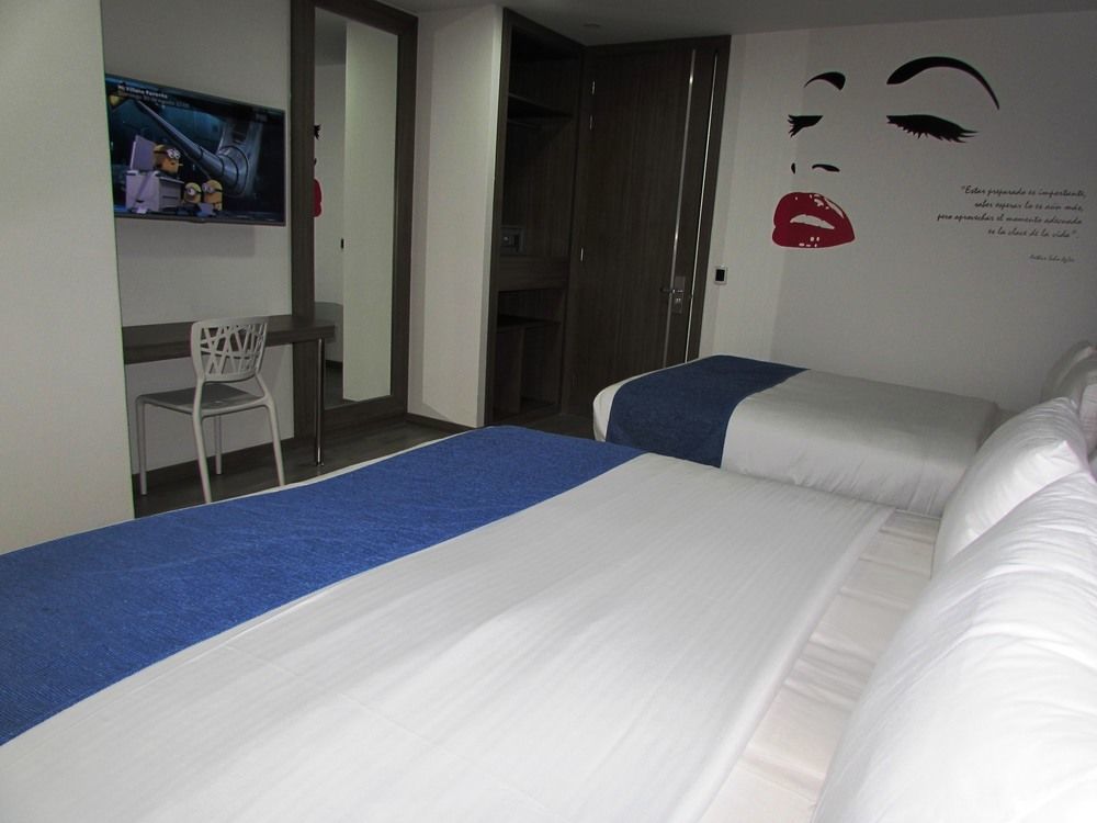 Aw Hotel Plaza Miranda Bogotá Eksteriør billede