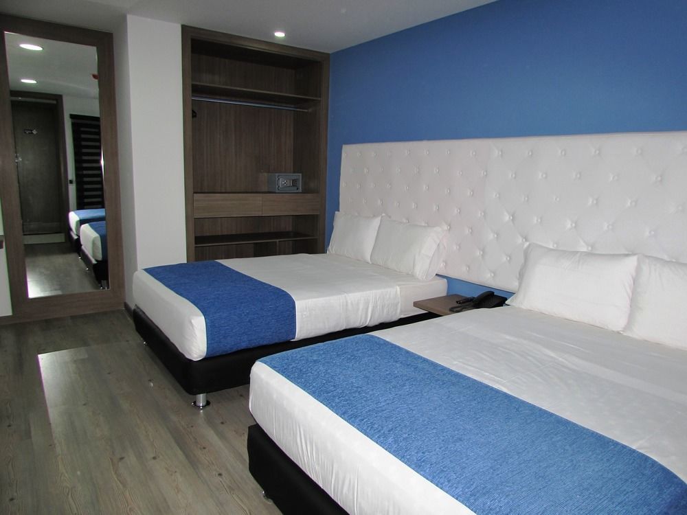Aw Hotel Plaza Miranda Bogotá Eksteriør billede