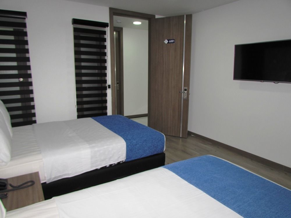 Aw Hotel Plaza Miranda Bogotá Eksteriør billede
